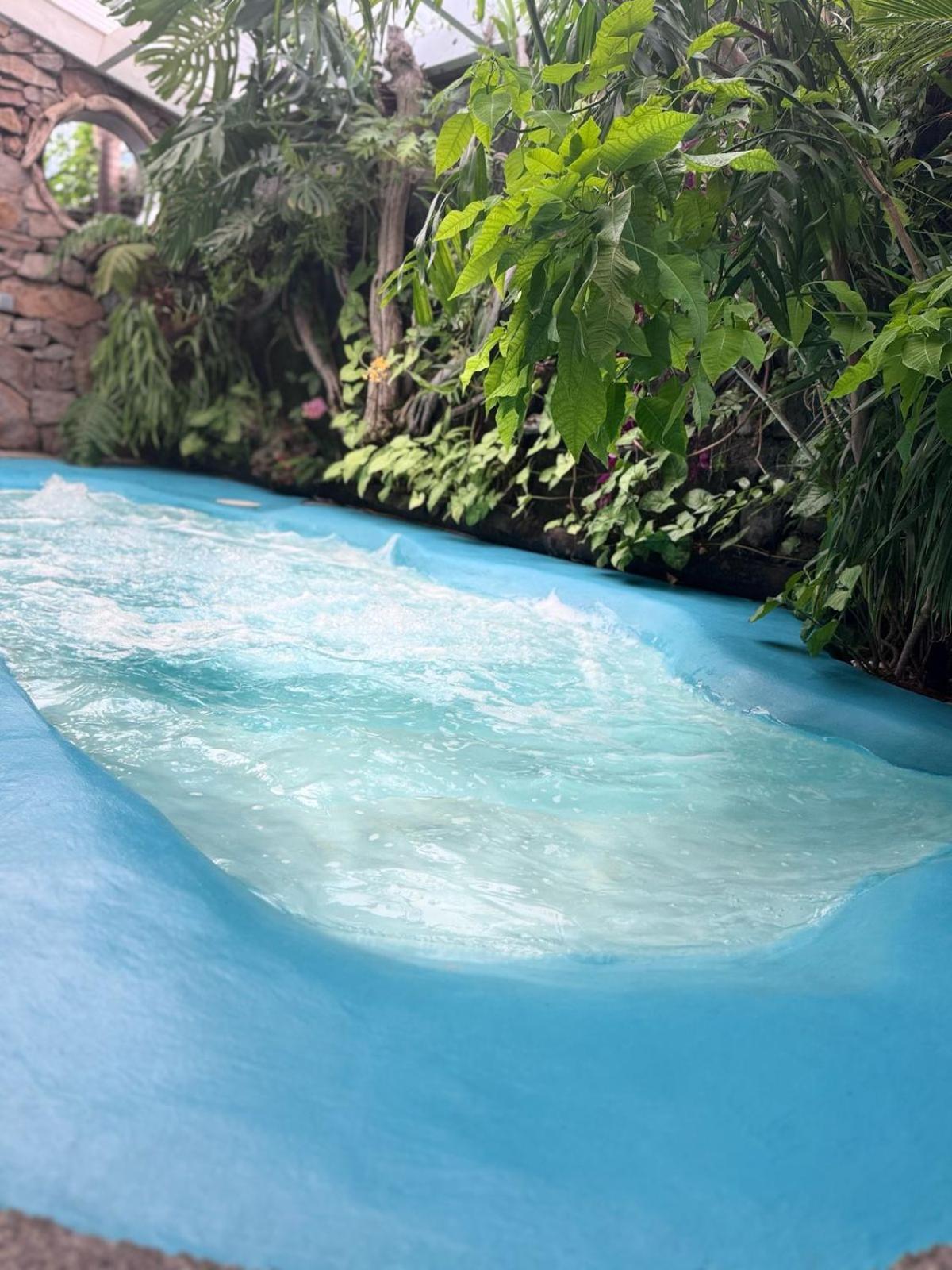 Les Pieds Dans L'Eau, Cilaos Villa Exterior foto